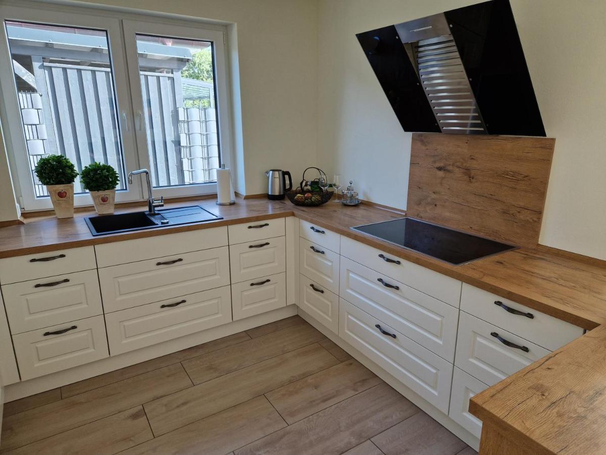 Erdgeschossferienwohnung mit Küche&Netflix Westoverledingen Exterior foto